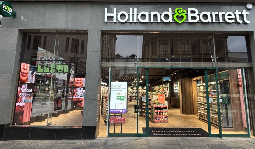 Holland and Barrett Phlo partnership