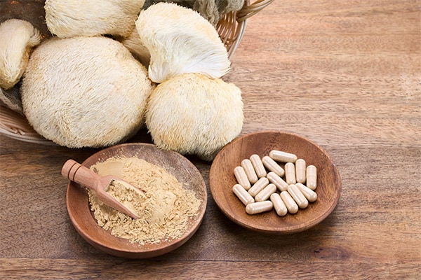 Natural Supplements with Lion's Mane Mushrooms