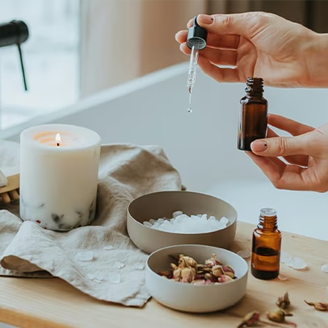 aromatherapy-oils-skin-thumbnail