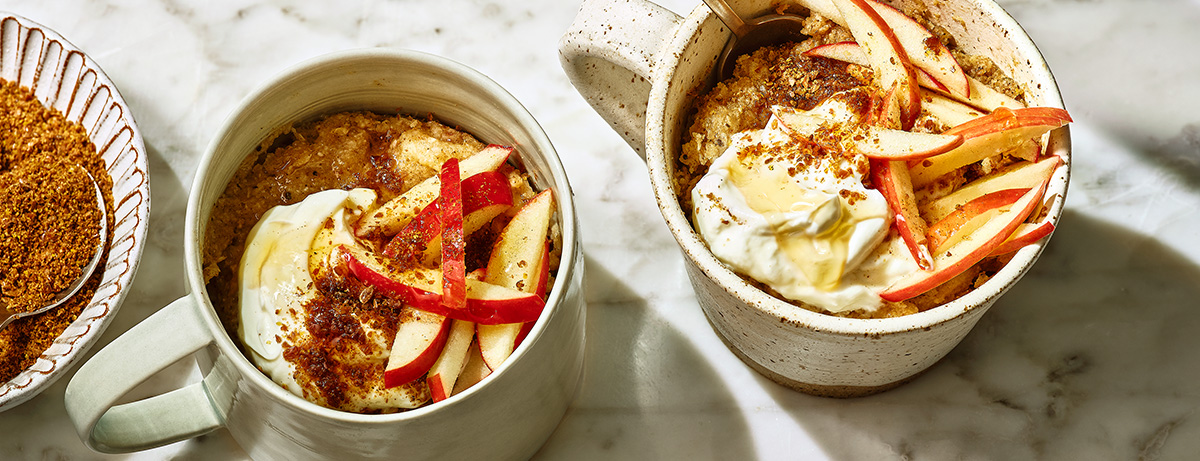 apple and cinnamon mug cake