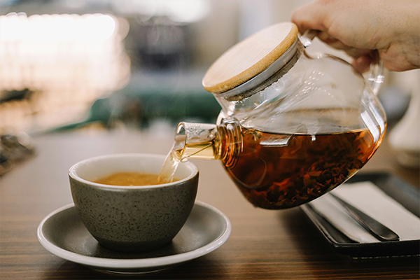 tea cup tea cup beverage food and drink mug drinking pot teapot kettle cuisine hot tea tea pot hot drink boiling tea pouring hot beverage pour tea