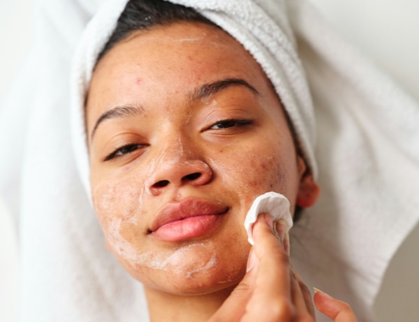 teenage girl health beauty skincare teenager acne teen sunscreen serum face mask moisturizer skincare routine spf cleanser acne treatment teen skincare face cleansing teen health