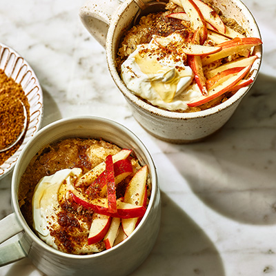 apple and cinnamon mug cake