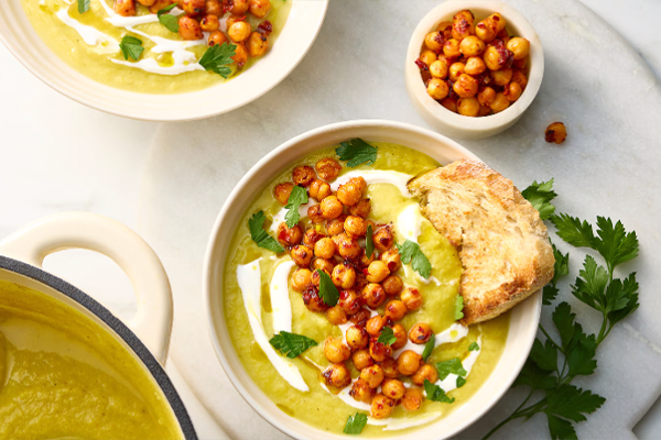Spiced cauliflower soup