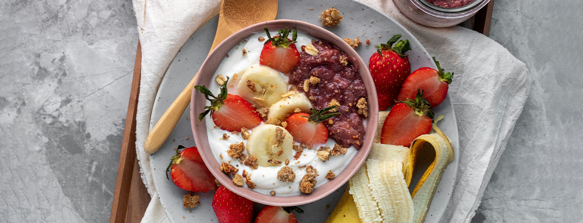 Portion of yoghurt and banana