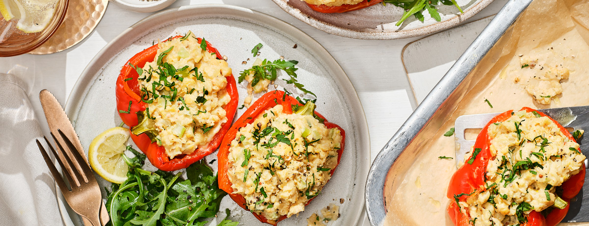 Plate of stuffed peppers filled with chickpea tuna