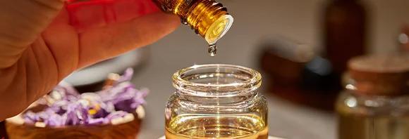 Essential Oils Article Beauty CLP